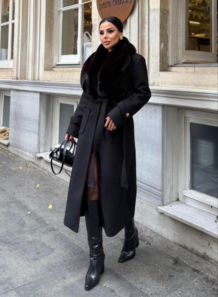 جاكيت جوخ اسود طويل